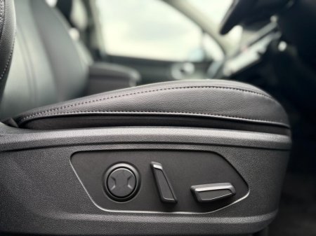 2025 Kia Sorento - thumbnail 10