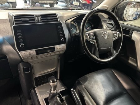 2022 Toyota Landcruiser BUSINESS VAT €58,495 thumbnail