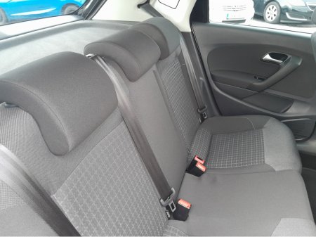 2016 Volkswagen Polo - thumbnail 17