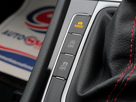 2018 Volkswagen Golf 2.0TSI DSG 5DR 220HP GTI €22,999 thumbnail