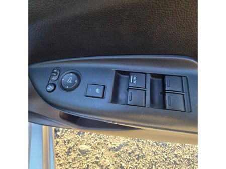 2016 Honda Fit - thumbnail 11