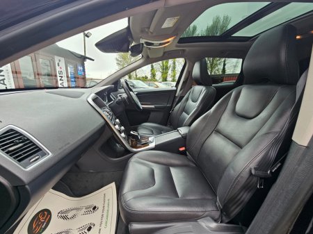 2016 Volvo XC60 - thumbnail 22