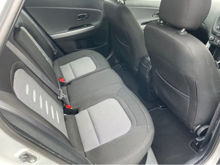 2012 Kia Ceed - thumbnail 14