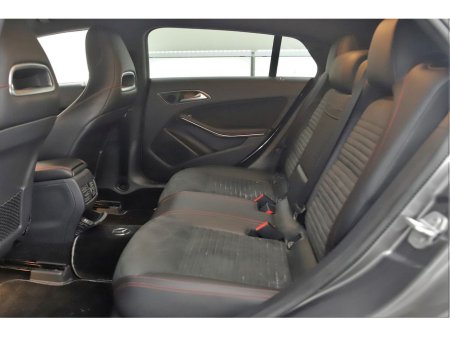 2016 Mercedes-Benz CLA Class 1.6 CLA180 AMG LINE SHOOTING BRAKE *LEATHER MEMO SEATS* €19,890 thumbnail