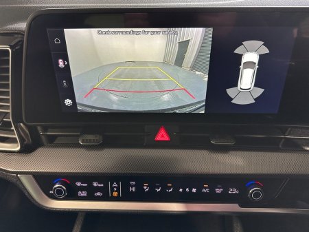 2023 Kia Sportage K3 Plug In Hybrid 4x4 €33,500 thumbnail