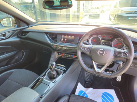 2021 Opel Insignia SRI 1.5D 122PS S/S FWD 6 Speed €19,500 thumbnail