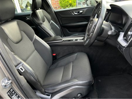 2018 Volvo V60 - thumbnail 19