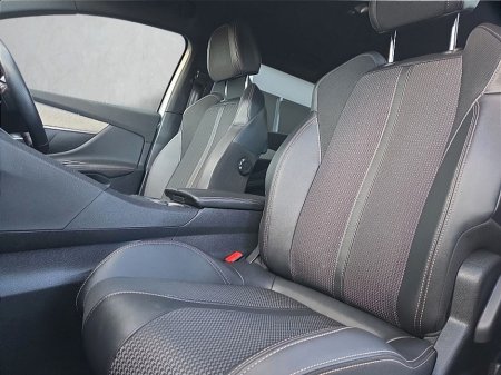 2024 Peugeot 5008 - thumbnail 15