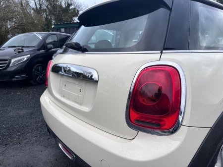 2015 MINI Hatch Cooper S Auto €11,950 thumbnail