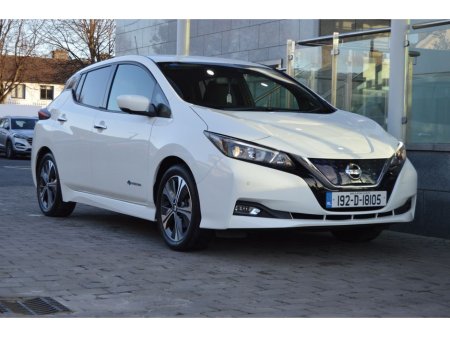 2019 Nissan Leaf Leaf SV Premium 40 kWh €13,699 thumbnail