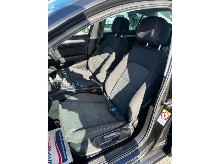 2022 Volkswagen Passat - thumbnail 9