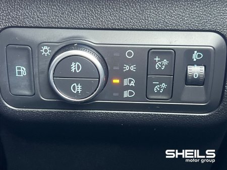 2024 Ford Kuga ST-Line 2.5 Petrol-Plug-in Hybrid 225BHP €34,450 thumbnail