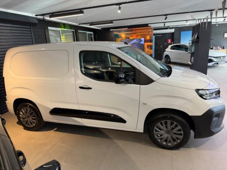 2026 Peugeot Partner - thumbnail 3