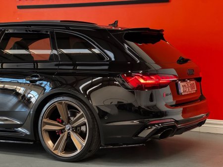 2022 Audi RS4 - thumbnail 9