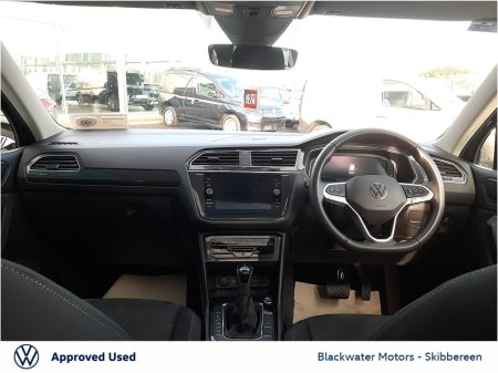 2024 Volkswagen Tiguan ELEGANCE 2.0TDI 150BHP AUTOMATIC SUN ROOF €46,450