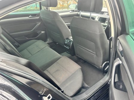 2016 Volkswagen Passat 1.6 TDI DSG 120HP Trendline €9,500 thumbnail