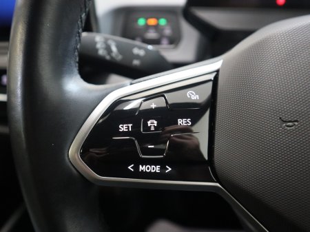 2022 Volkswagen ID.3 *67* LIFE €19,900 thumbnail