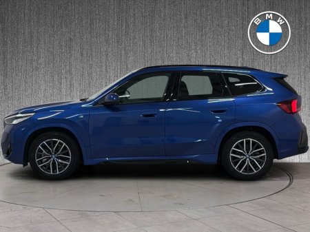 2025 BMW iX1 - thumbnail 3