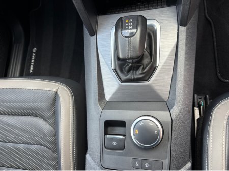 2024 Volkswagen Amarok AVENTURA V6 TDI 4M DC 4MOTION €61,900 thumbnail