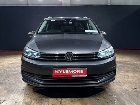 2020 Volkswagen Touran 1.4 AUTOMATIC - 7 SEATER - ALLOY WHEELS - REAR CAMERA - COMFORT LINE €24,950 thumbnail