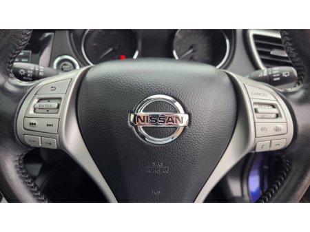 2017 Nissan Qashqai - thumbnail 18