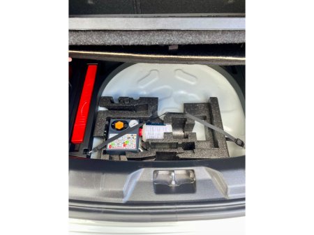 2015 Volvo V40 - thumbnail 26