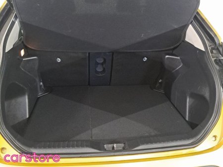 2023 Toyota Yaris Cross 1.5 Hybrid Sol €28,480 thumbnail