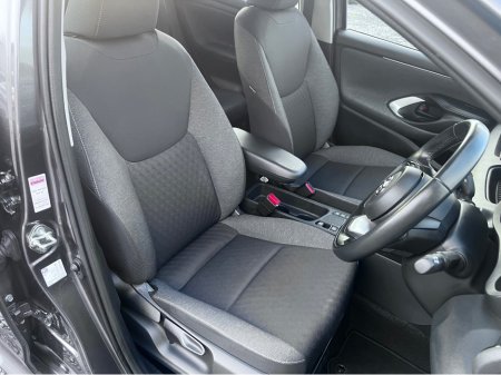 2022 Toyota Yaris 2022 Toyota Yaris 1.5 Self-Charging Hybrid €19,750 thumbnail