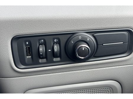 2026 Maxus Deliver 9 BASE L3H2 2.0 TCDI 1 €28,995 thumbnail