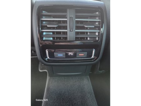 2017 Volkswagen Passat  €19,950 thumbnail