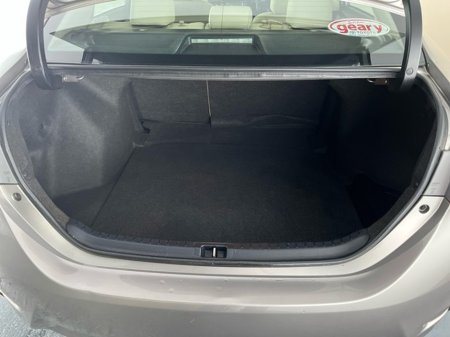 2015 Toyota Corolla - thumbnail 10