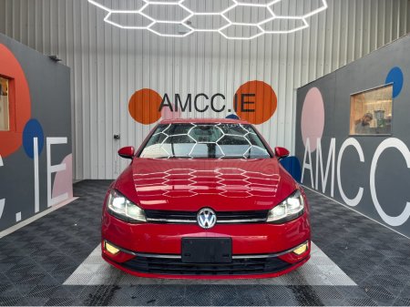 2020 Volkswagen Golf 2.0 TDI COMFORT LINE / REVERSE CAMERA , ADAPTIVE CRUISE & MORE €23,950