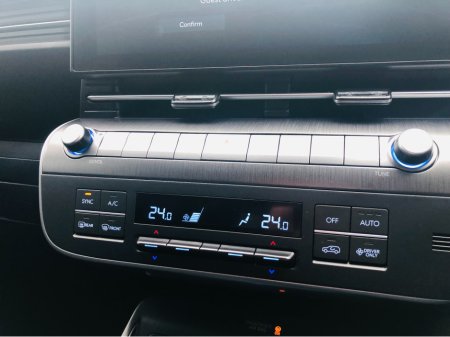 2023 Hyundai Kona Elegance 1.6 Hybrid Automatic €30,950 thumbnail