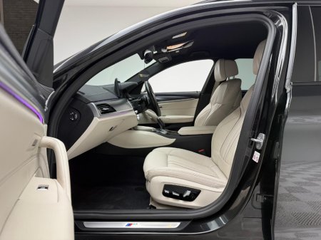 2020 BMW 5 Series 530E M SPORT €31,990 thumbnail