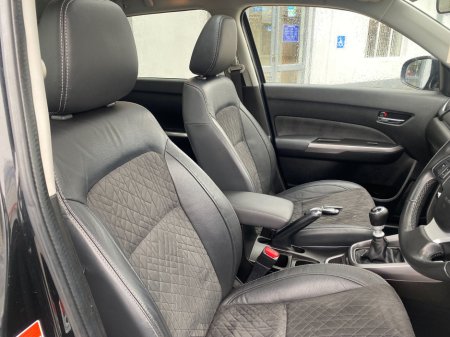 2023 Suzuki Vitara - thumbnail 11