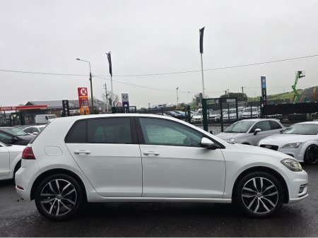 2019 Volkswagen Golf 1.4 TSI  VIRTUAL CLOCKS  REVERSE CAMERA - NAVIGATION - CARPLAY - ANDROID AUTO-   - DISCOVER PRO €18,950 thumbnail
