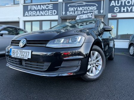 2016 Volkswagen Golf  €13,970