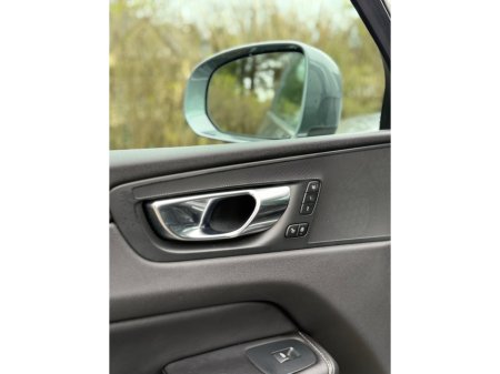 2020 Volvo XC60 - thumbnail 32