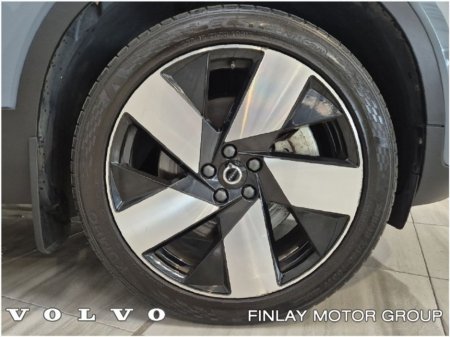 2022 Volvo XC40 - thumbnail 10