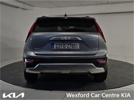 2023 Kia Niro 1.6 PHEV K3 €30,795 thumbnail