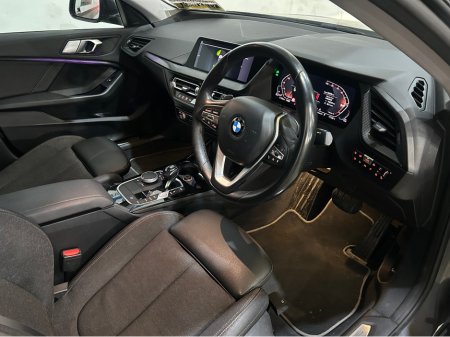 2021 BMW 2 Series - thumbnail 10