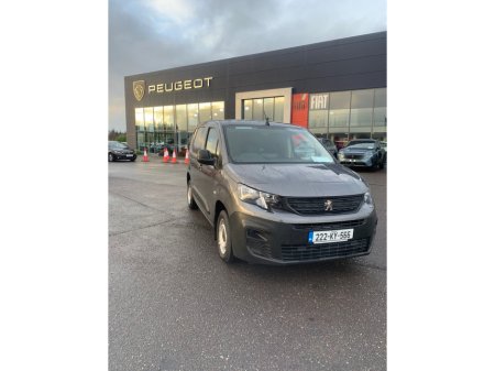 2022 Peugeot Partner 