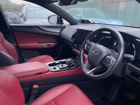 2023 Lexus NX 450 h+ - thumbnail 9