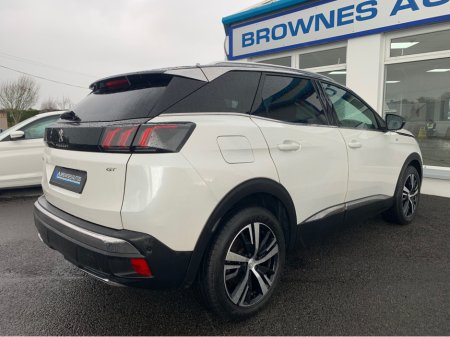 2023 Peugeot 3008 - thumbnail 5