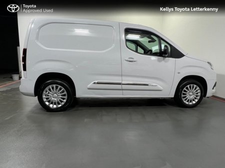 2023 Toyota Proace City - thumbnail 3