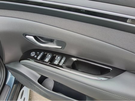 2024 Hyundai Tucson EXECUTIVE PLUS HYBRID - Side Steps - Warranty & AA 2029 - €40,950 thumbnail