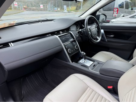 2020 Land Rover Discovery Sport - thumbnail 11