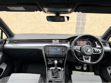 2018 Volkswagen Passat 2.0 TDI R-LINE AUTO*FULL SERVICE HISTORY* €21,995 thumbnail