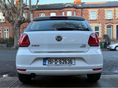 2015 Volkswagen Polo DBA-6RCJZ €11,950 thumbnail