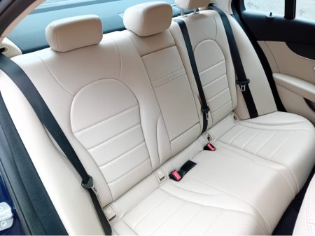 2019 Mercedes-Benz C Class - thumbnail 12